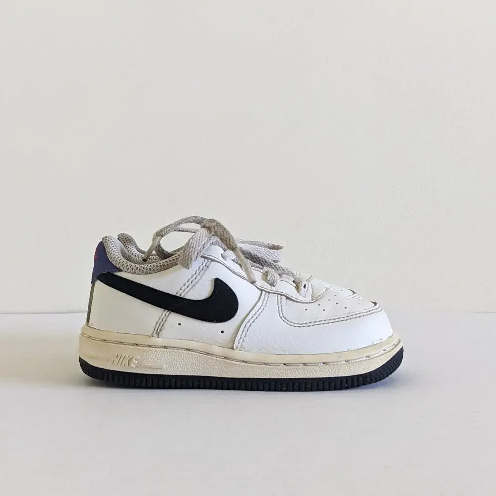 *READ* Nike Air Force 1 TD Size 7C White Persian Violet Sneakers 596730-104